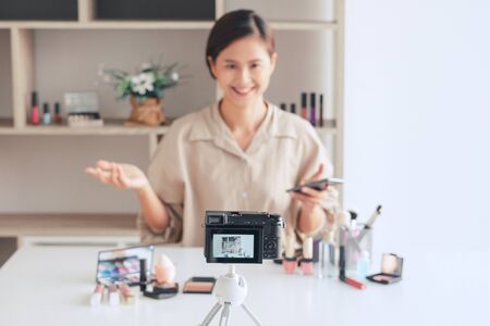 The Ultimate Guide to Facial Cleansing Brushes in the UK: How to Choose, Use, and Maintain Your Device