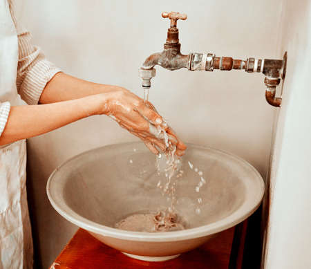 How to Choose Eco-Friendly Body Washes & Shower Gels Popular in the UK