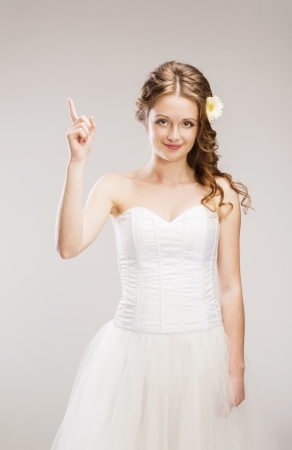 Bridal Glam: Top UK Beauty Trends for 2025 Weddings