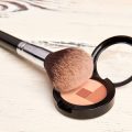 How to Use Highlighters & Bronzers for Mature Skin: Advice for British Women