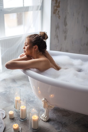 Luxury on a Budget: Affordable British Bath Oils & Bath Bombs for Everyday Pampering